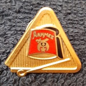 Masonic Shriners Pin Aahmes Temple